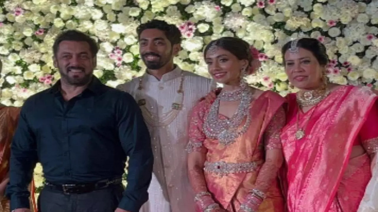 Salman Khan at Pooja Hegde's brother wedding