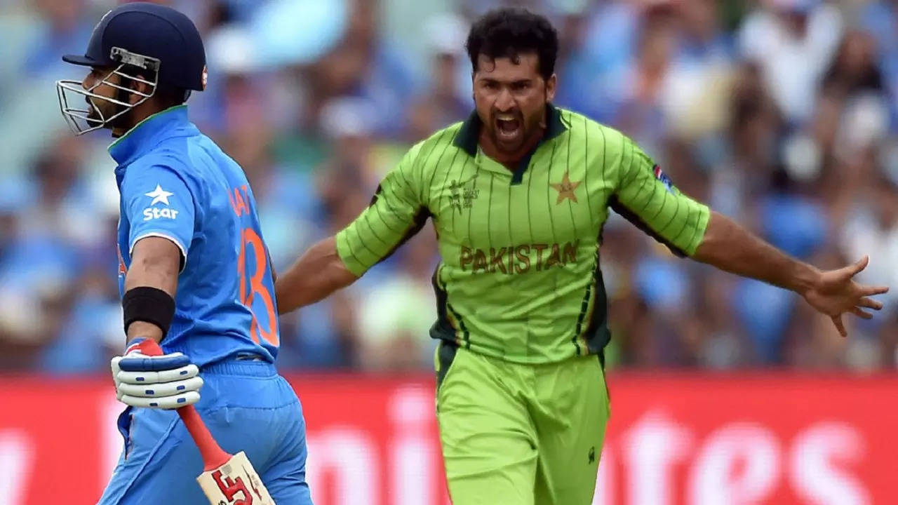 Sohail Khan Virat Kohli India vs Pakistan 2015 ODI World Cup.