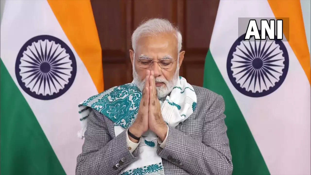 pm modi kirtan