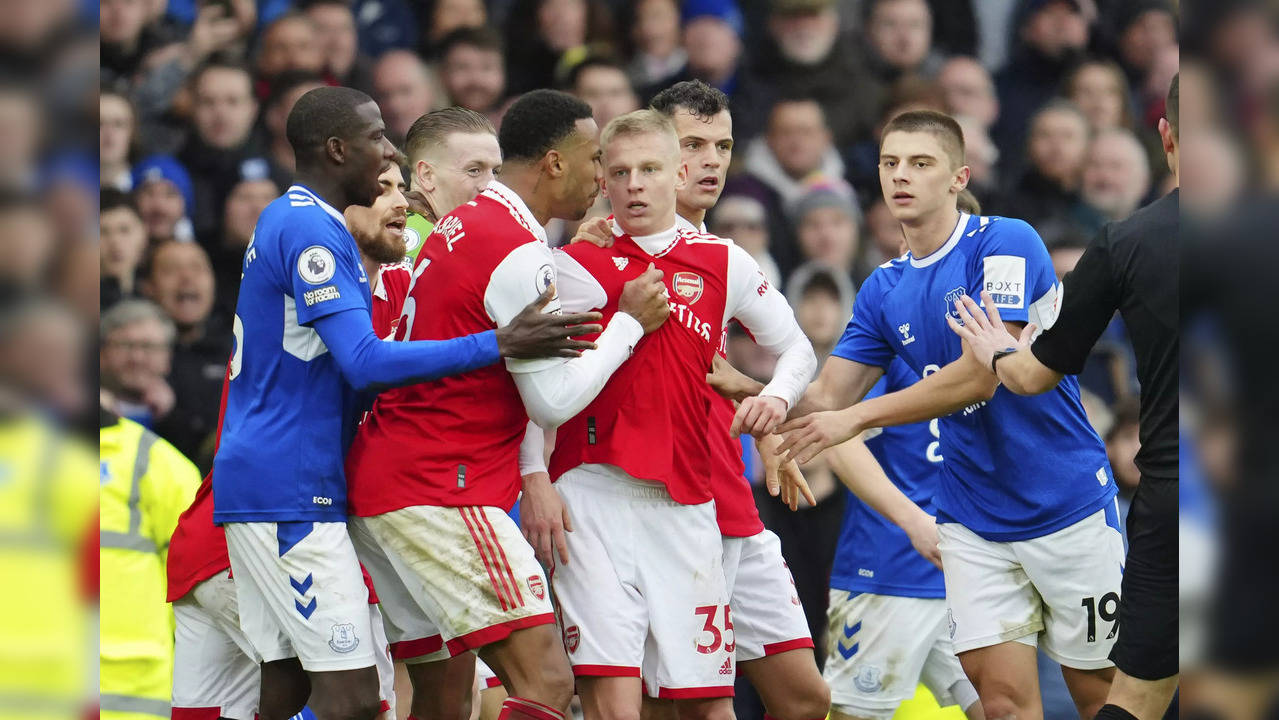 Arsenal vs Everton AP