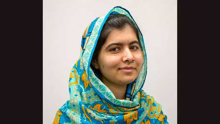 Malala-Yousafzai-bins-husband-socks