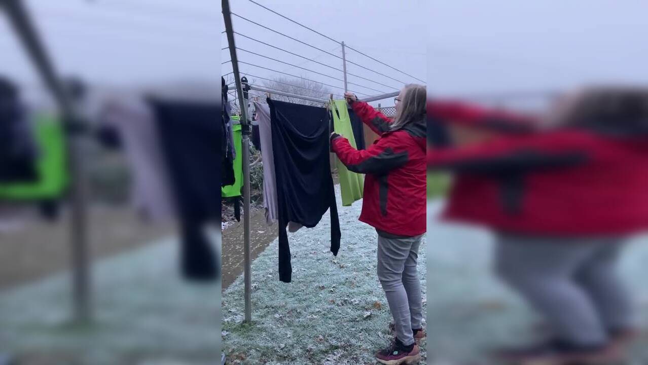 Mum accidentally freezes washed clothes by leaving them on the