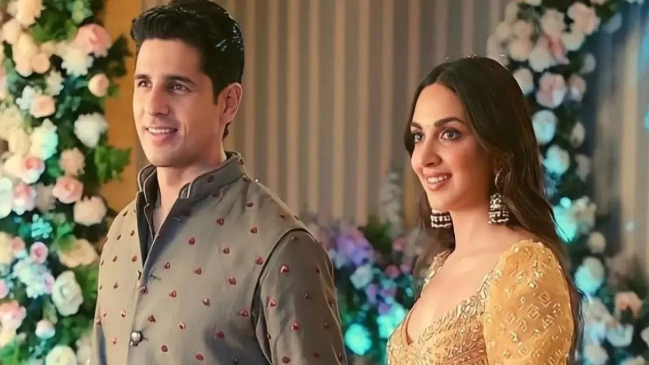 Sidharth Malhotra, Kiara Advani's teams distribute covers to staff to ensure no wedding  pics, videos are leaked