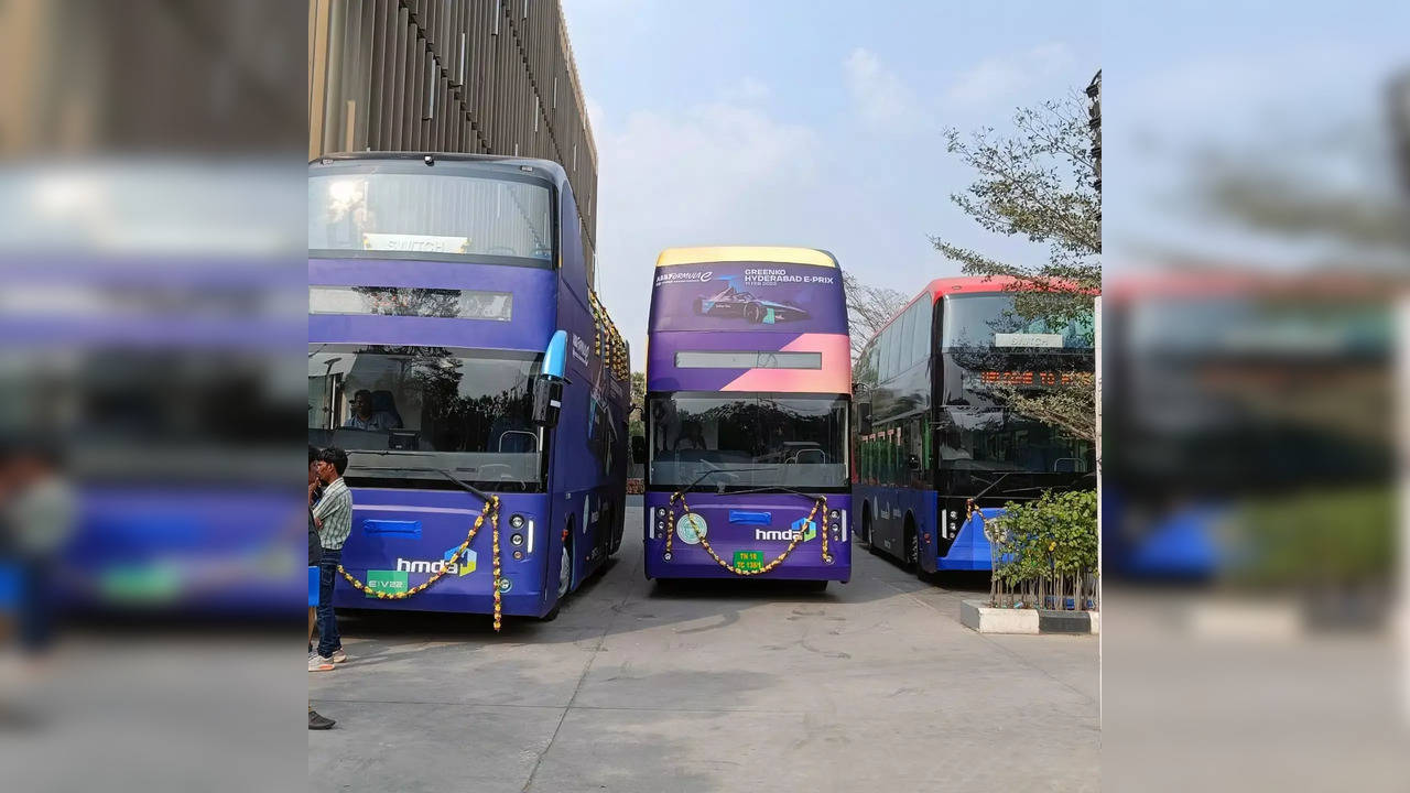 Hyderabad - Double Decker E buses.