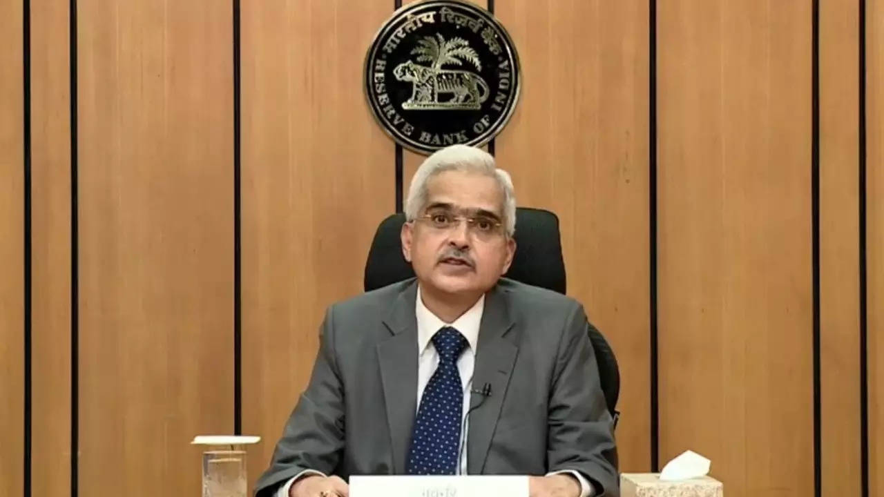 ​RBI Governor Shaktikanta Das Code-Based Coin Vending Machines