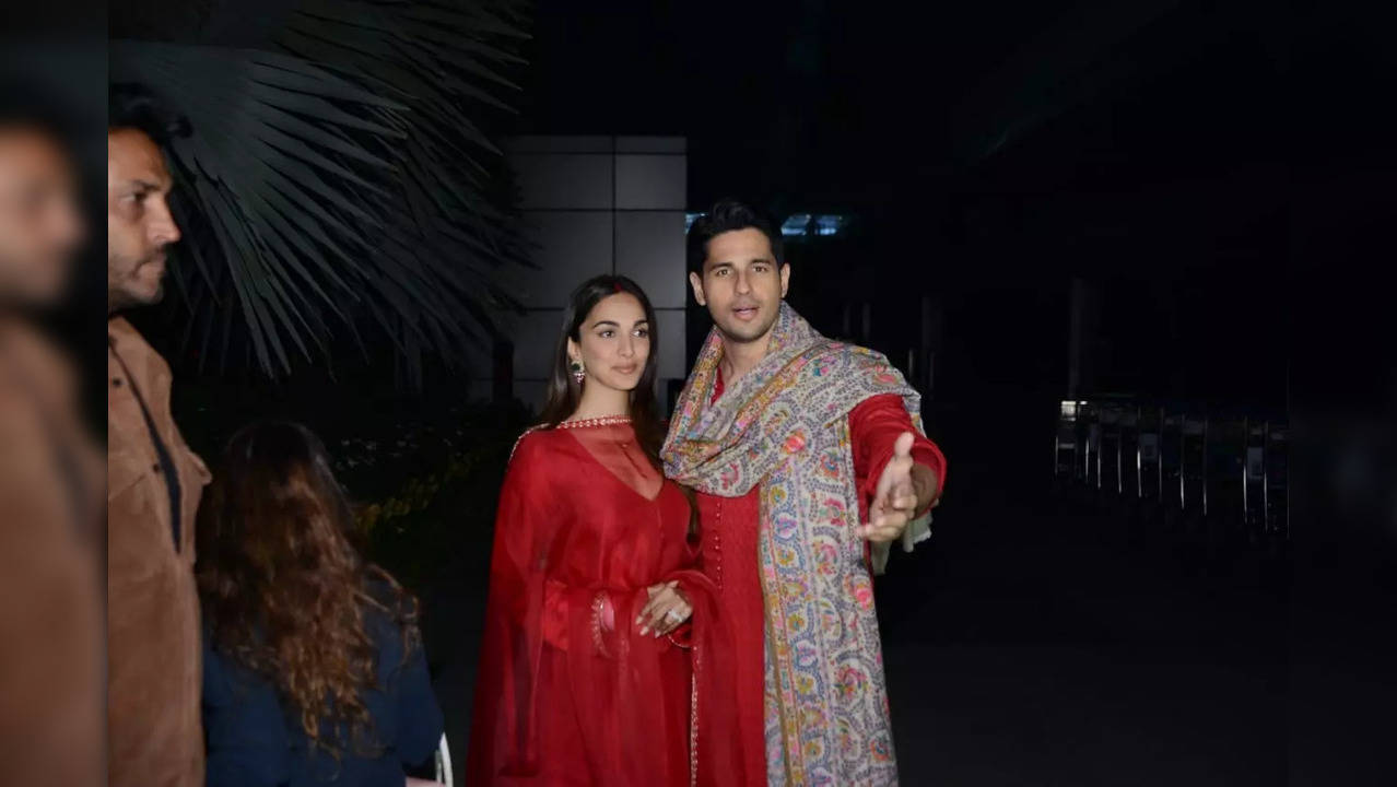 Sidharth Malhotra consoles wife Kiara Advani's emotional family like 'ghar ka bada beta' during bidai ceremony