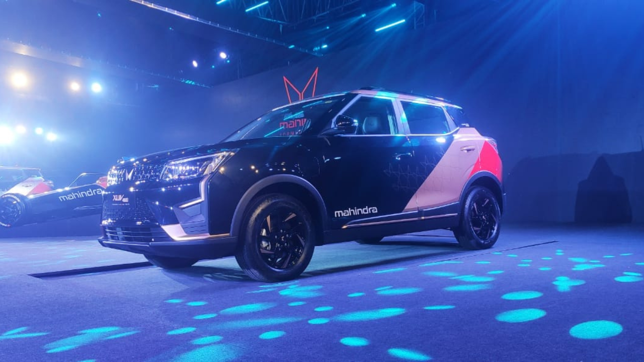 Mahindra XUV 400 Formula Edition revealed