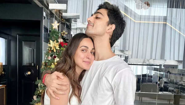 Kiara Advani Is All Heart As Brother Mishaal Advani Performs At Her
