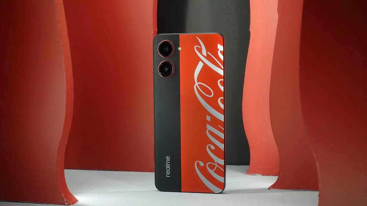 Realme CEO Madhav Sheth Talks about the Realme 10 Pro Coca-Cola Edition  partnership: “Iconic, Functional and Fashionable”