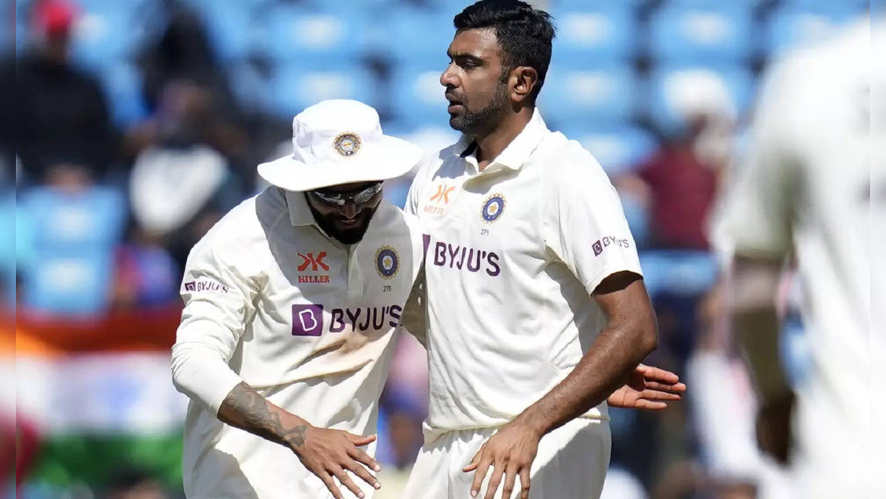 Ravichandran Ashwin Ravindra Jadeja