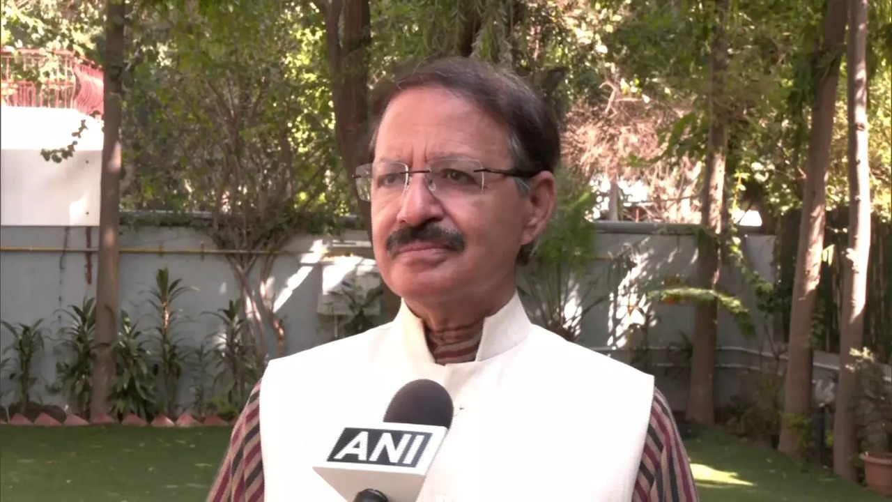 Congress​ leader ​Rashid Alvi