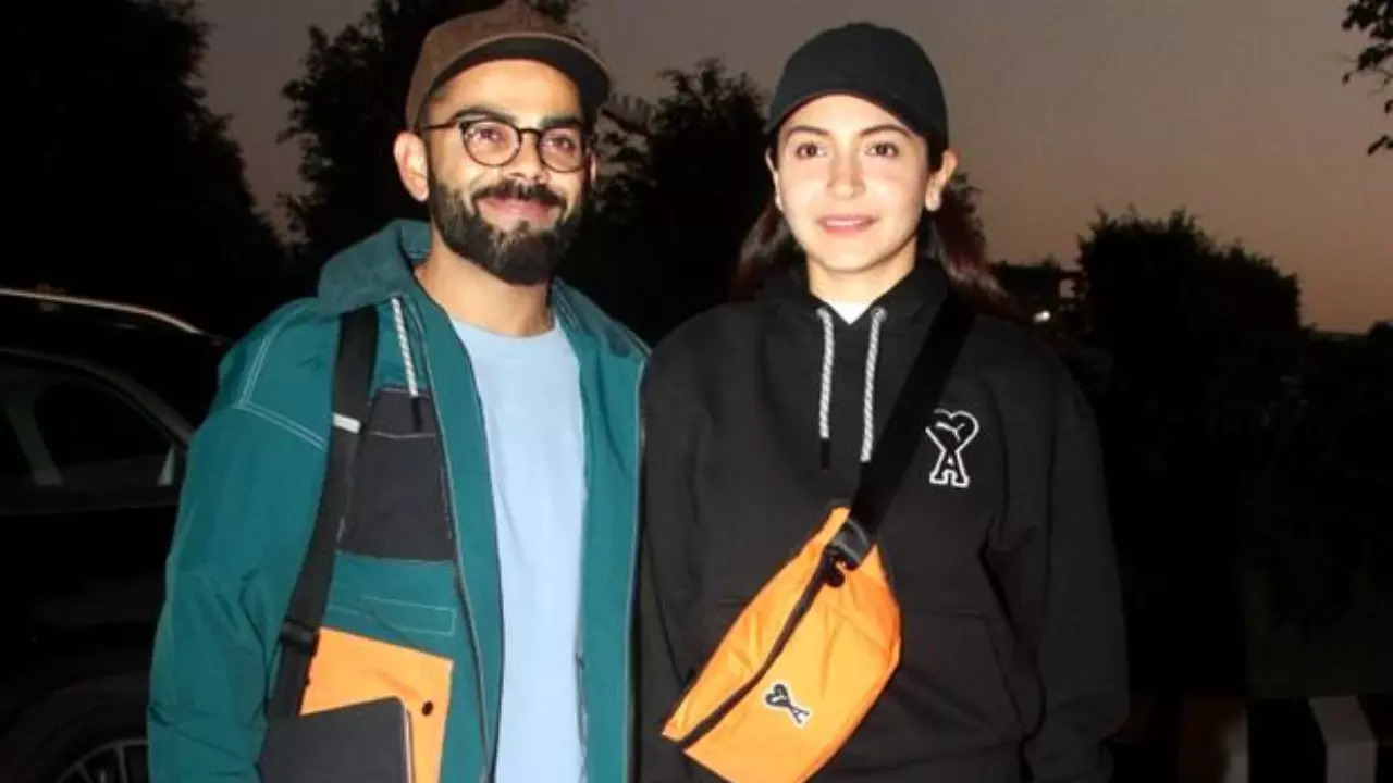 Virat Kohli, Anushka Sharma spotted at Mumbai airport, fans are in awe of their 'simple, comfy' looks