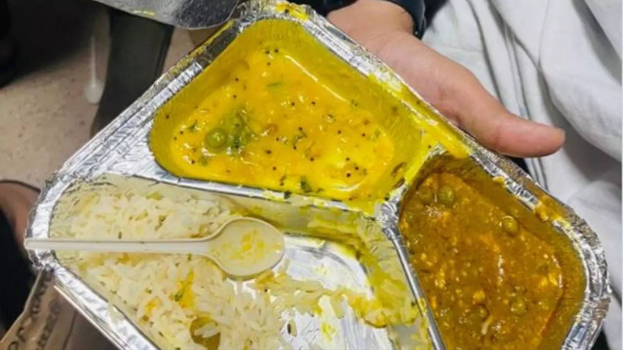 Indian-railway-food