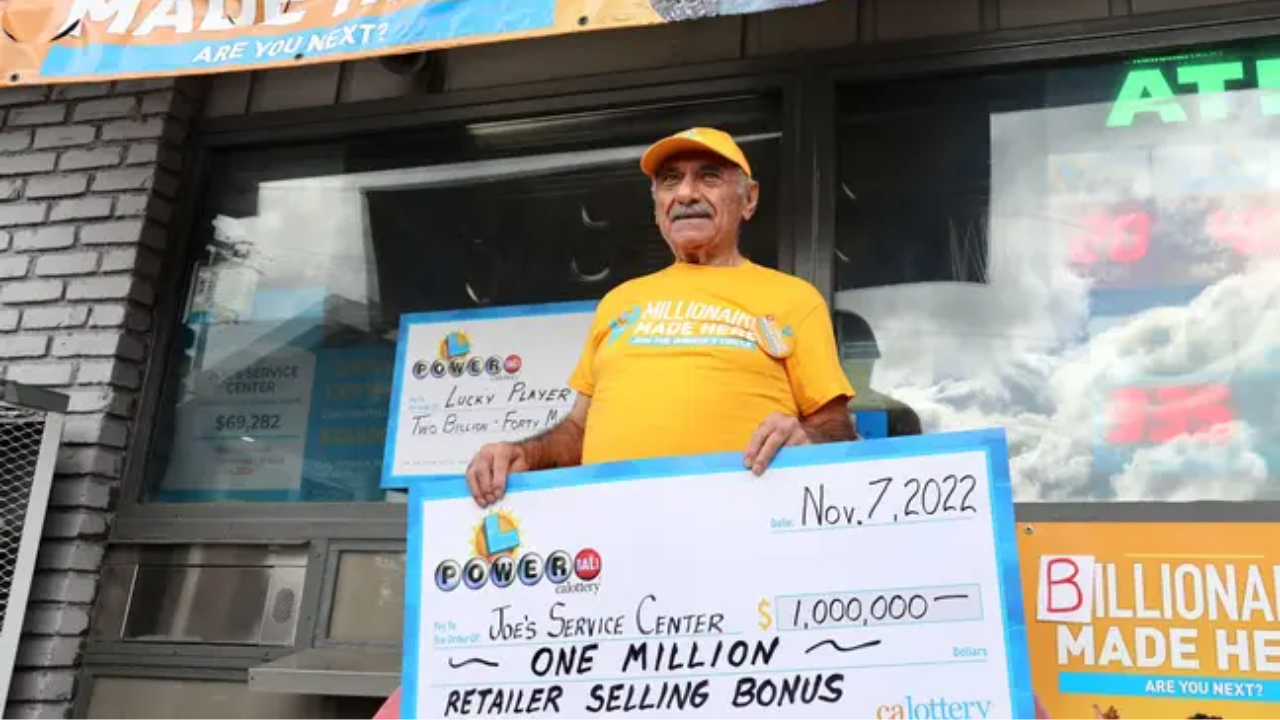 Shop Owner Who Sold $2 Billion Lottery Ticket Gets $1 Million Just For ...