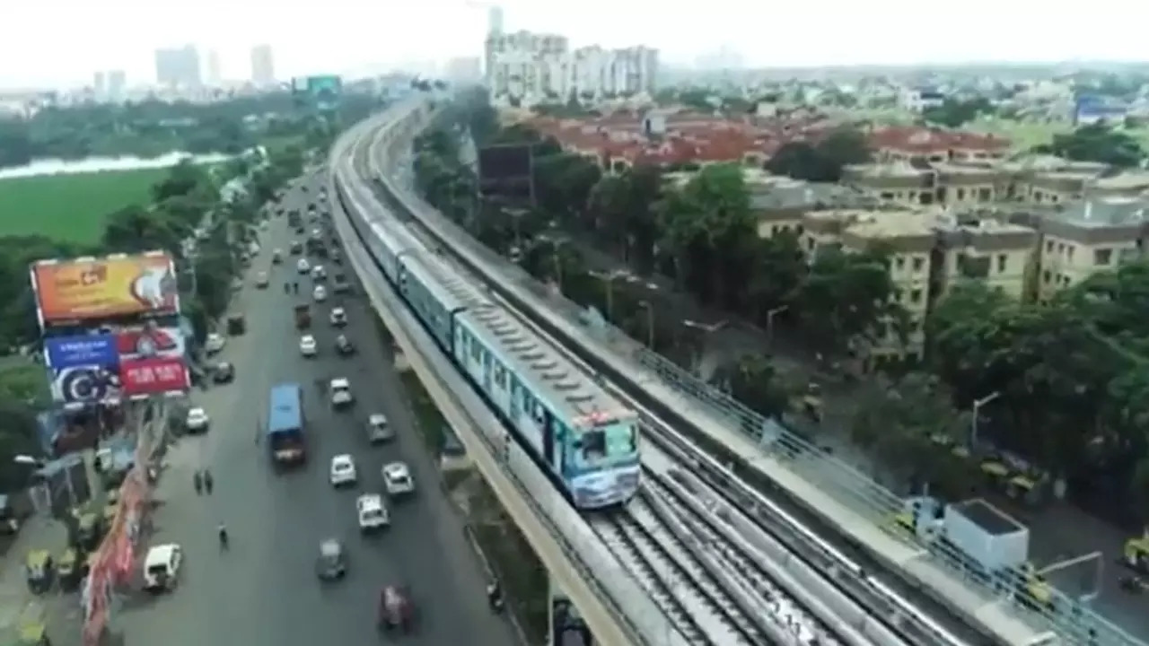 Kavi Subhas-Hemanta Mukhopadhyay Metro Station section