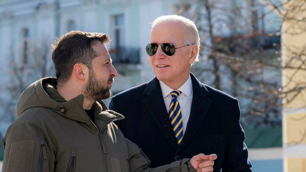 US President Joe Biden meets his Ukrainian counterpart in Kyiv