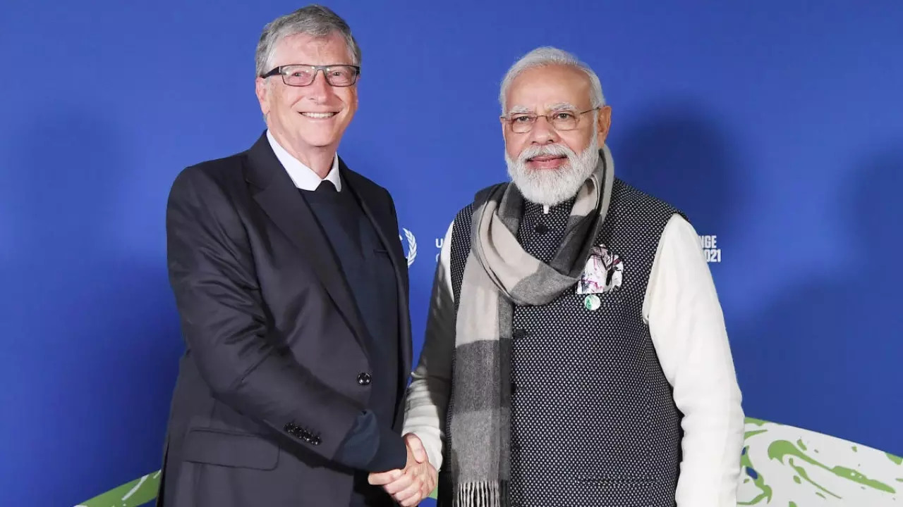 Bill Gates hails India