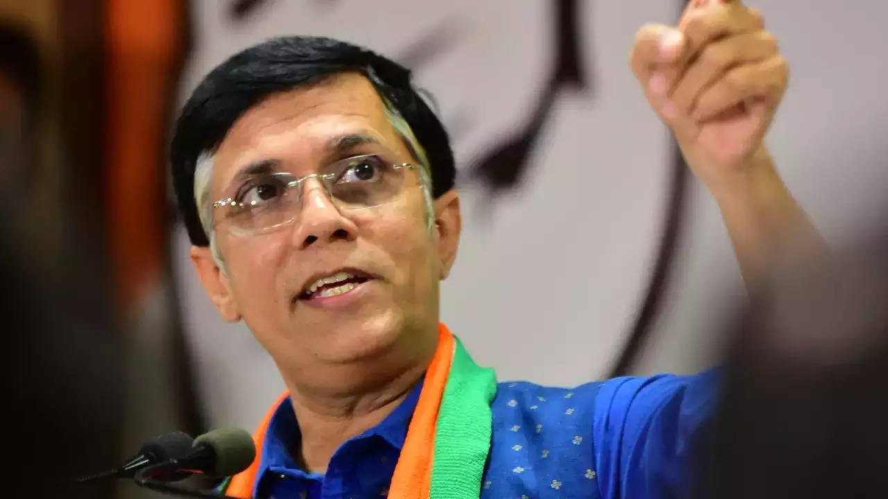 Pawan Khera was arrested by Assam Police in Delhi