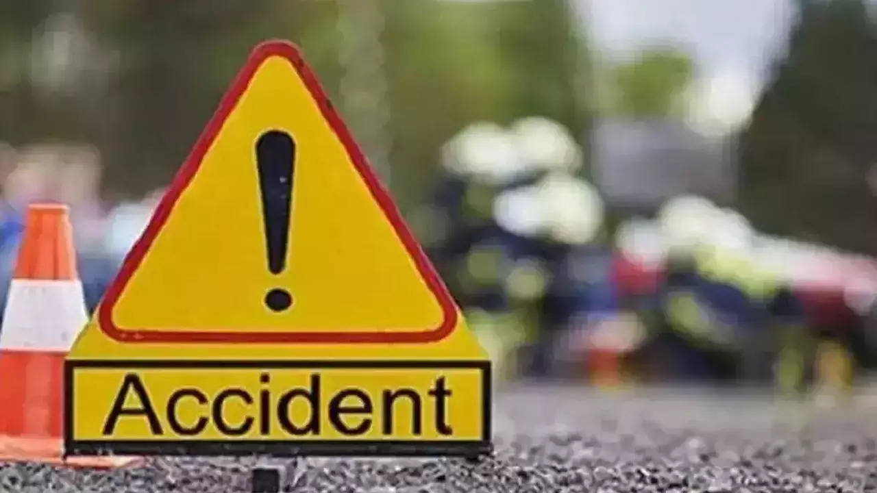 Chhattisgarh: 11 killed, several injured in collision between truck and pickup van