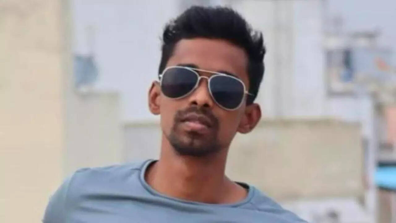 WATCH: Young Hyderabad policeman collapses during gym workout, dies