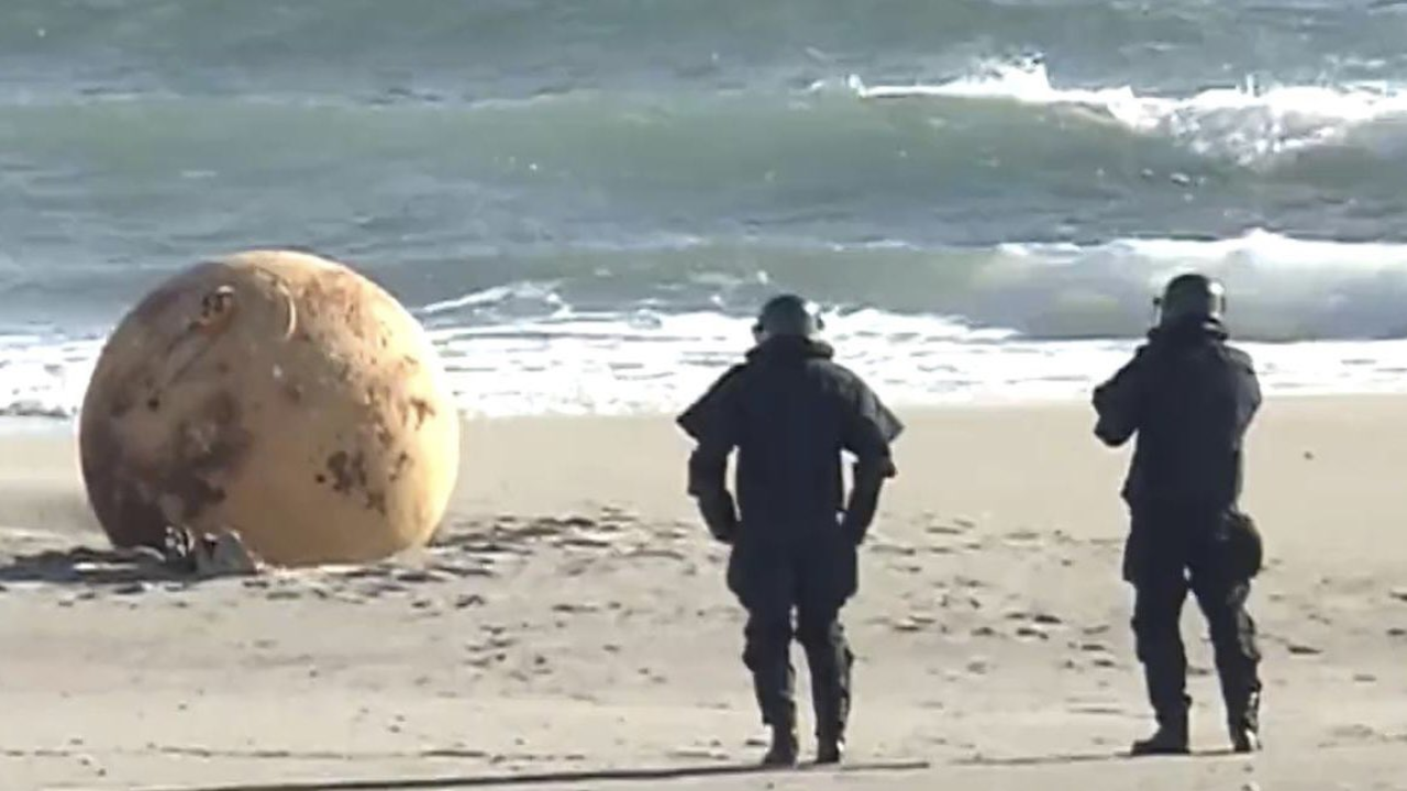 Mysterious ball in Japan