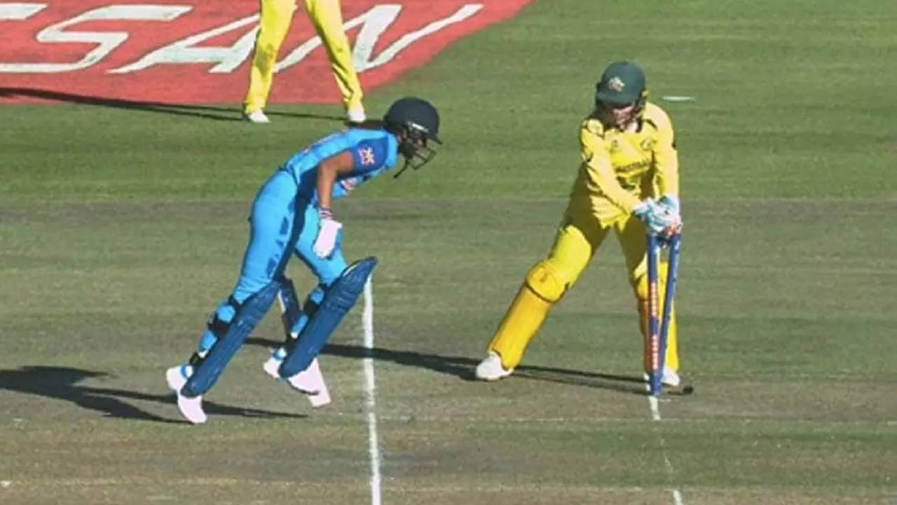 Harmanpreet Kaur run out in T20 World Cup semi-final