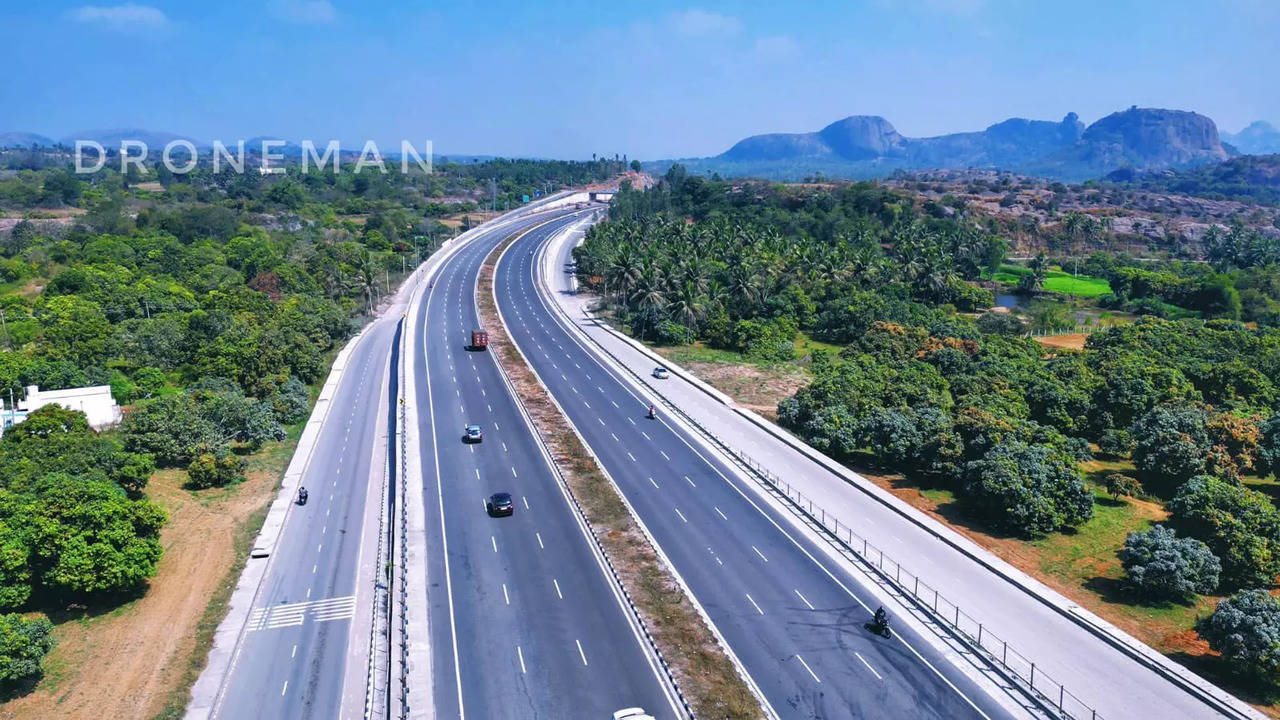 Bengaluru Mysuru expressway - droneman twitter Nitin.