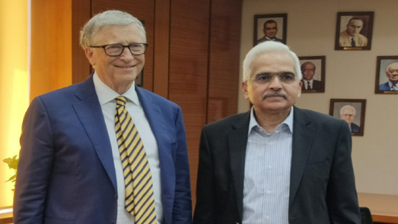 Microsoft co-founder Bill Gates, RBI governor discuss financial ...
