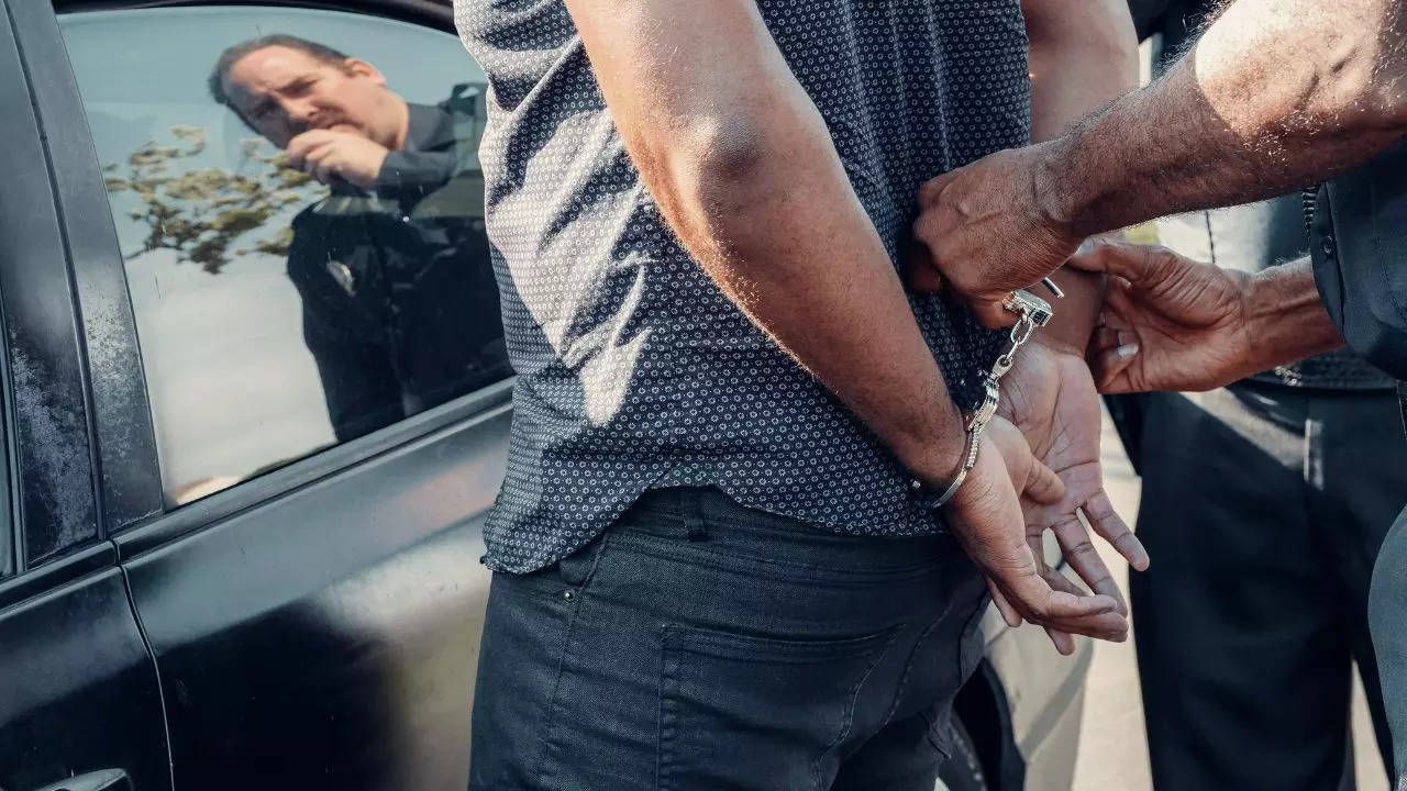 Chicago police arrested Rodolfo Santillan twice in one day for breaking into cars — while he was on electronic monitoring for two previous burglary cases | Representative image: Pexels