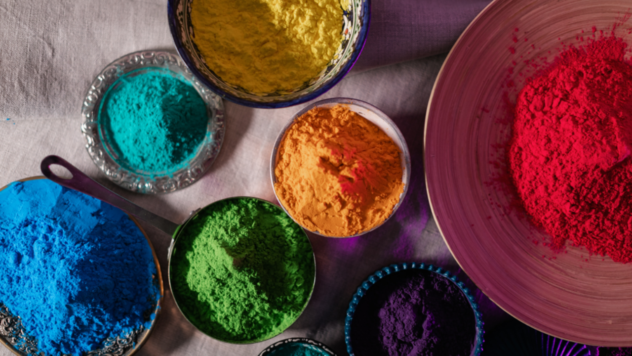 How to make Holi colours at home. Pic Credit: Pexels