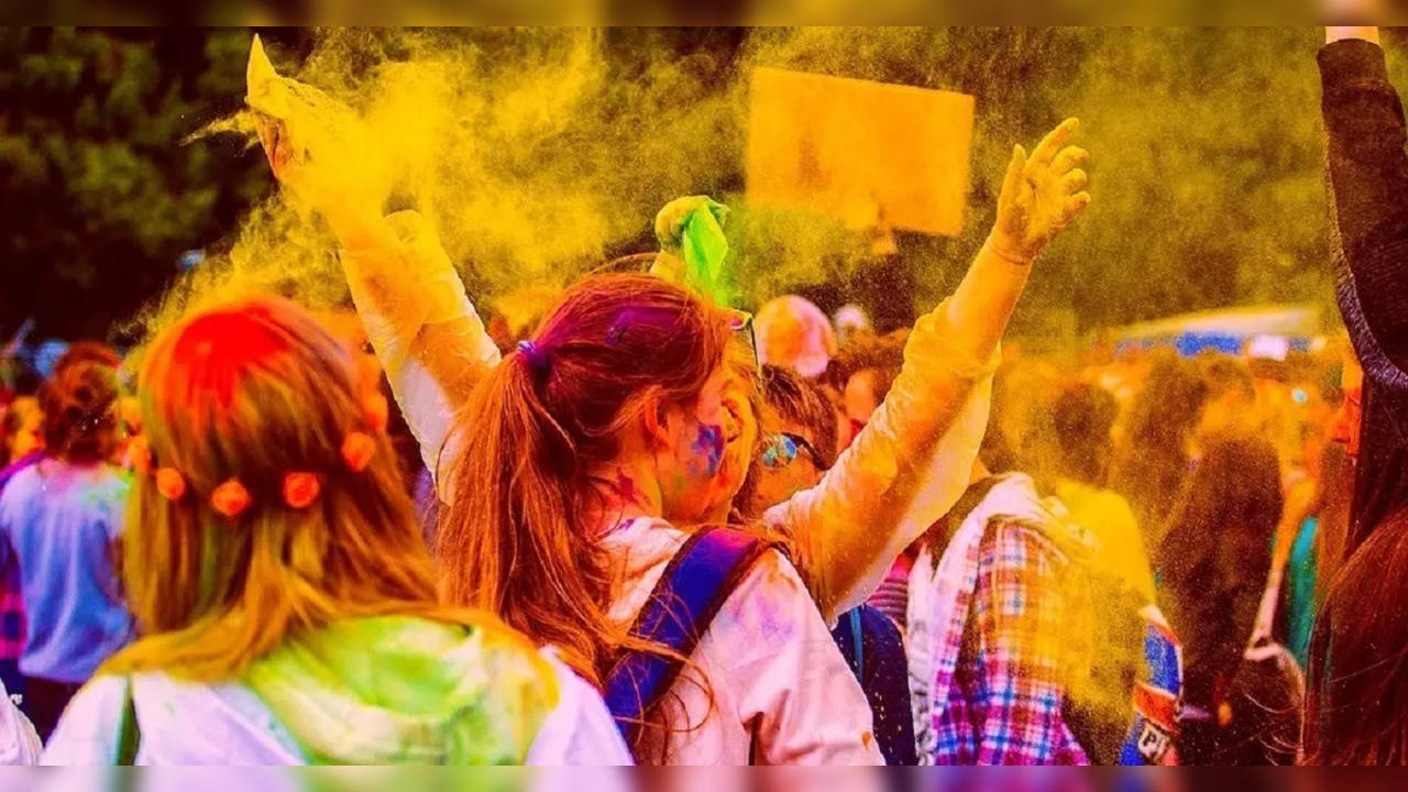 Free download download holi festival wallpapers which is under the holi  wallpapers 2896x1740 for your Desktop Mobile  Tablet  Explore 46 Holi  Wallpaper  Animated Happy Holi Wallpaper Holi Festival Wallpapers