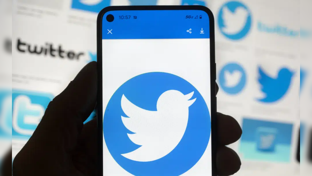 Twitter Admits 'Massive' Outage