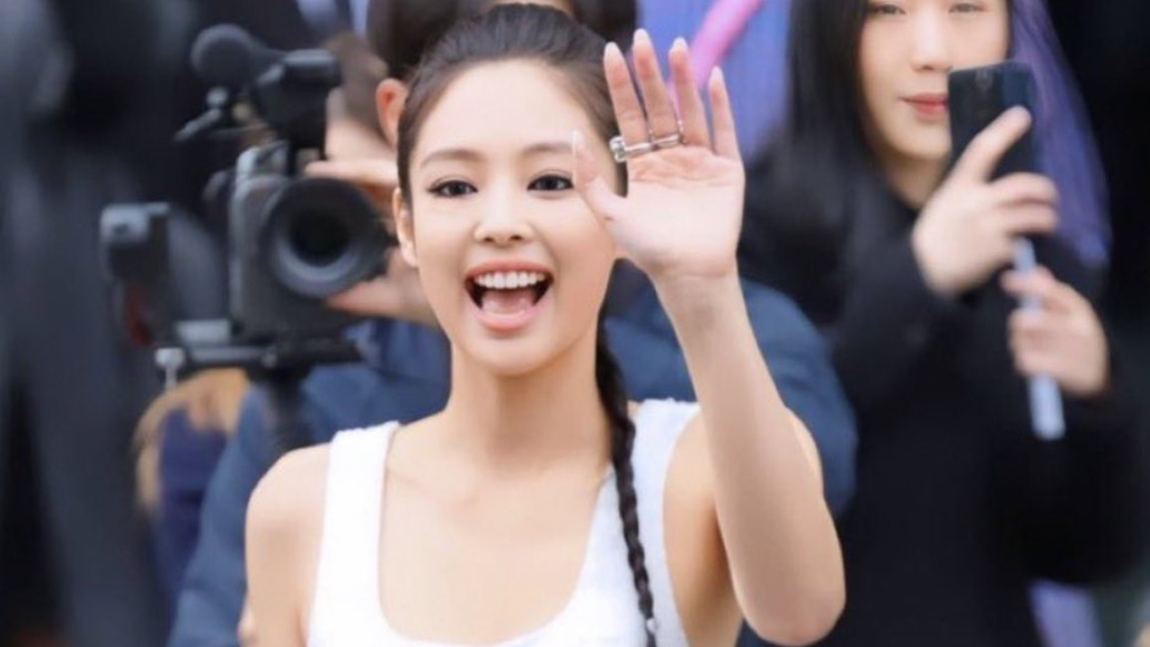 Blackpink's Jennie proves her star power at Paris Fashion Week 2023