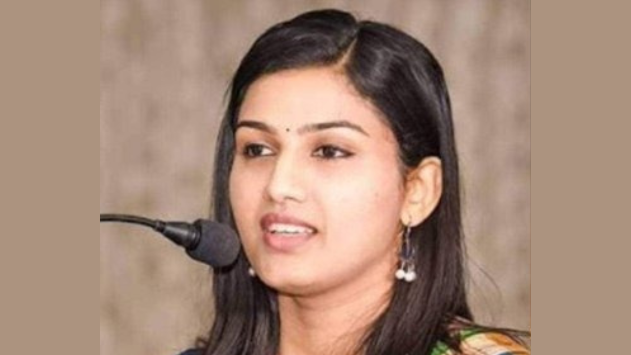 IAS Topper Renu Raj