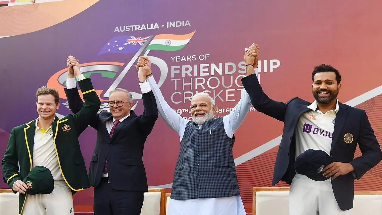 PM Modi, Australian PM interact with captains of Team India and Australia