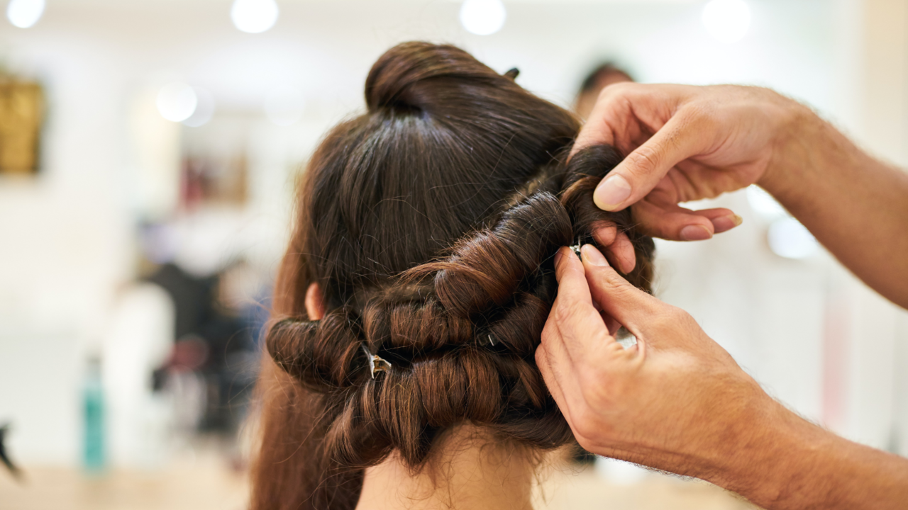 Hair care tips: 10 practices to promote healthy hair