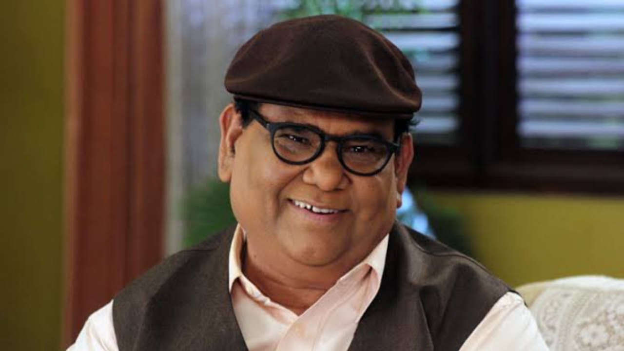 Satish Kaushik Death News​: Satish Kaushik's last video saw him in a jugalbandi with Sonu Nigam at a family wedding