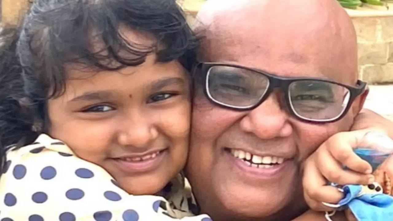 Satish Kaushik with his daughter Vanshika