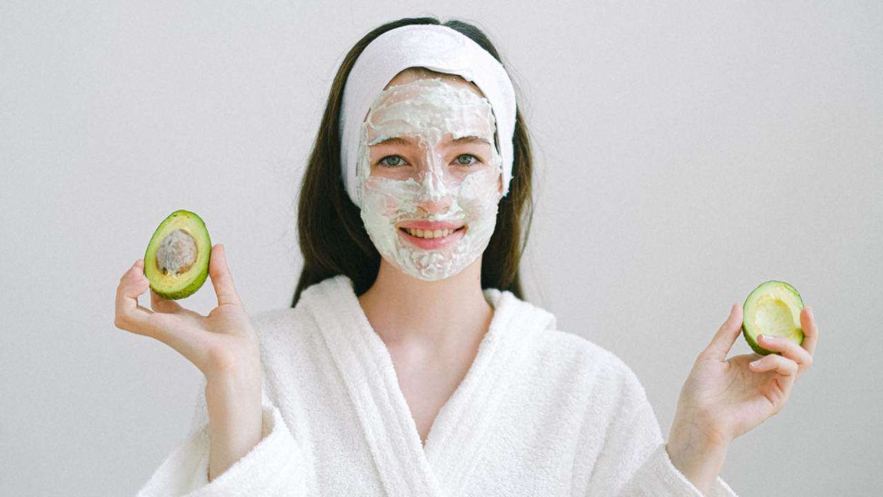 DIY summer cooling face masks. Pic Credit: Pexels