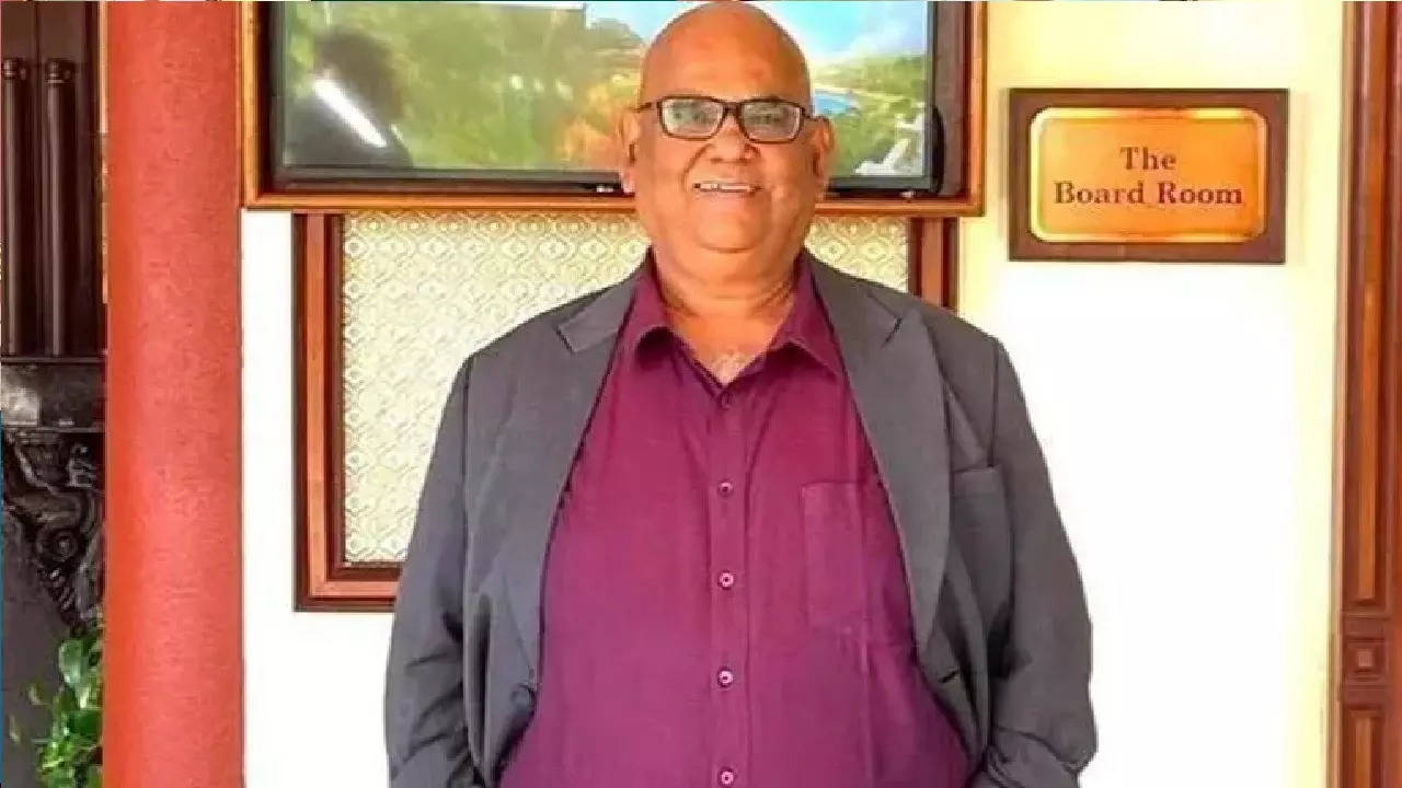 satish kaushik