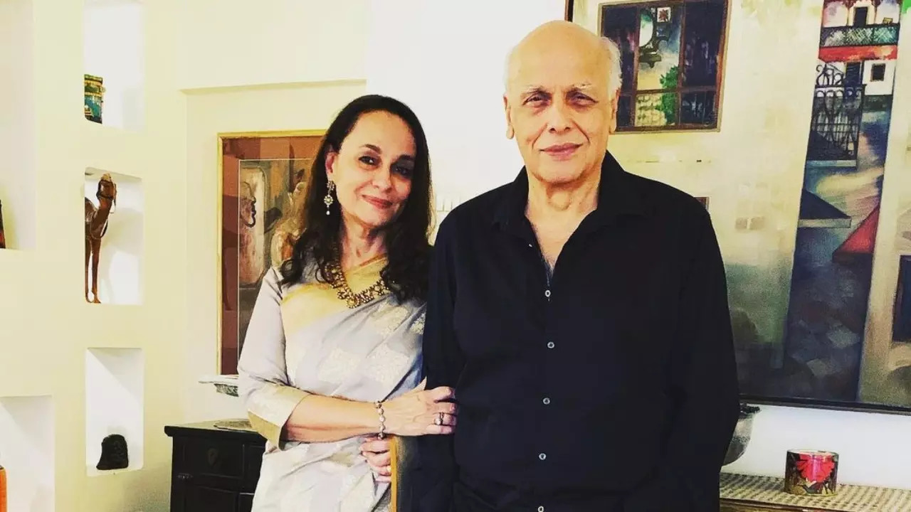 Mahesh Bhatt with Soni Razdan