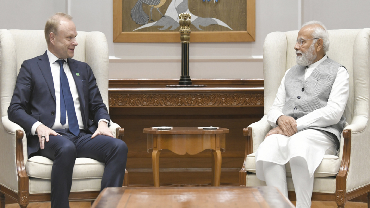 Nokia CEO Pekka Lundmark met Prime Minister Narendra Modi in Delhi