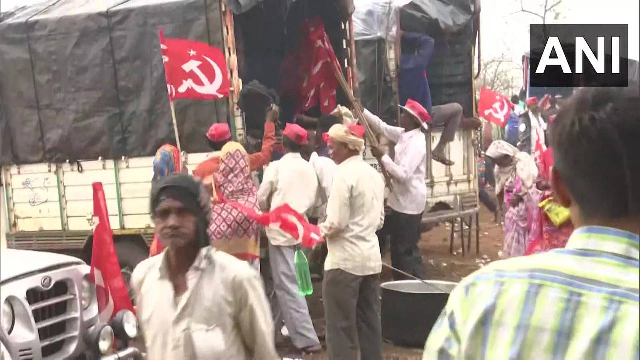 Breaking News Today March 16 Live Updates Farmers backed by communist outfits march to Mumbai over onion prices loan waiver