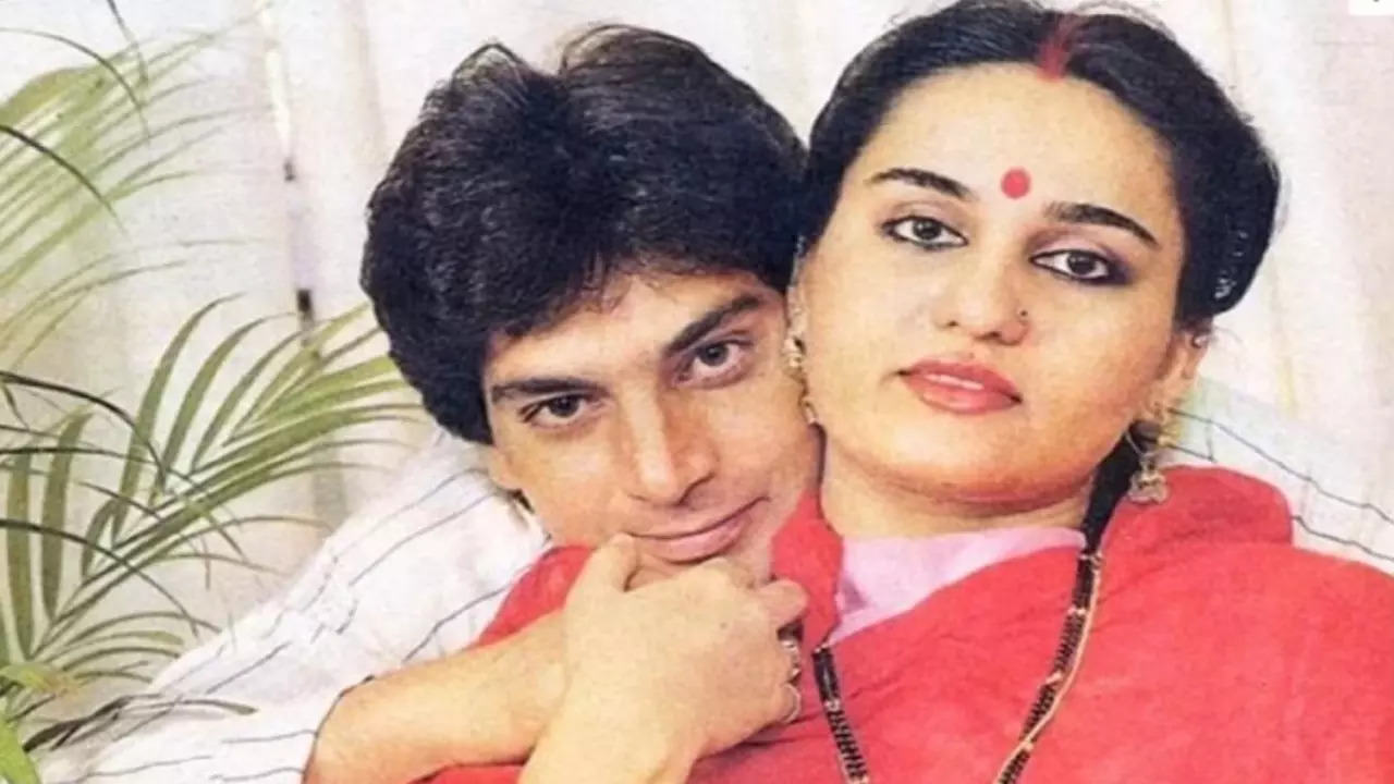 Mohsin Khan and Reena Roy