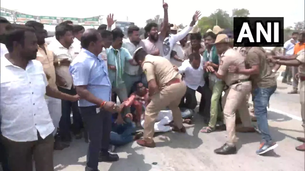 Bengaluru-Mysuru Expressway protest