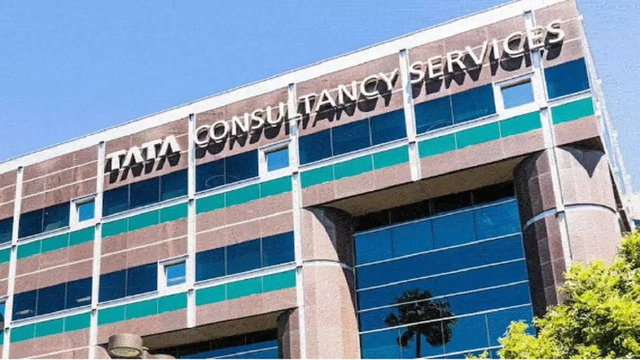 TCS CEO Rajesh Gopinathan Salary