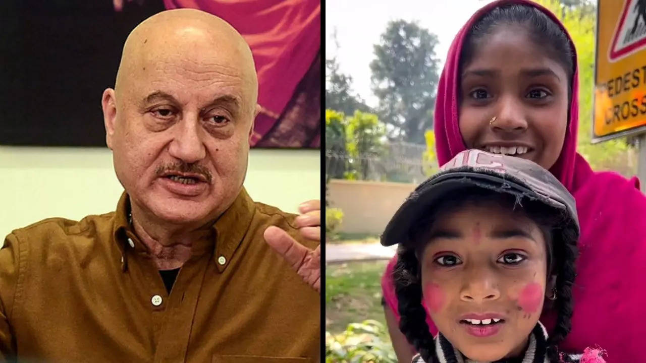 Anupam Kher asked two girls to perform on the street before handing them a Rs 100 note | Screenshot @anupamkher/Instagram