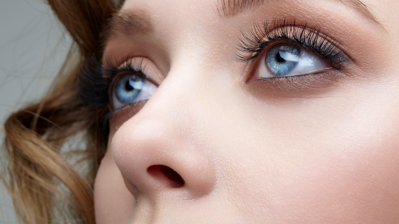 How to Get Small Nose Want your nose to look smaller? Try this simple