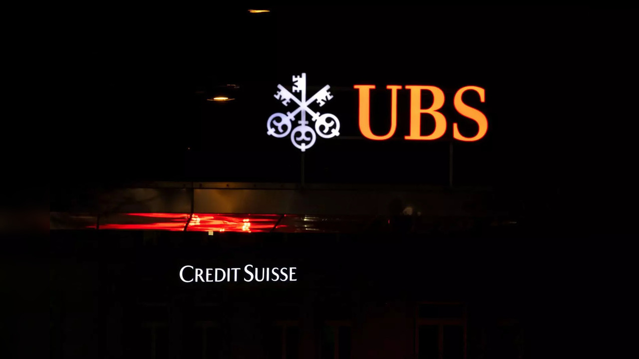 UBS offers USD 1 billion to troubled Credit Suisse in all-share deal: report