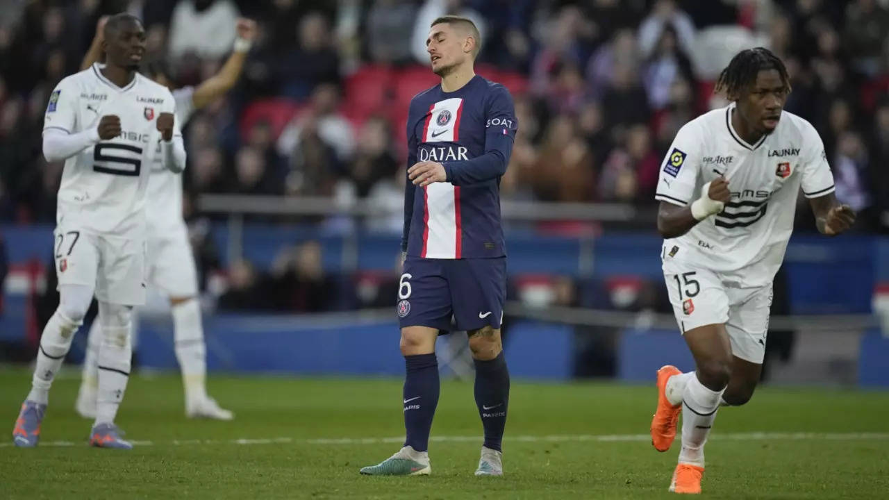 PSG loses for the first time since March as Lens closes gap at the top of  Ligue 1